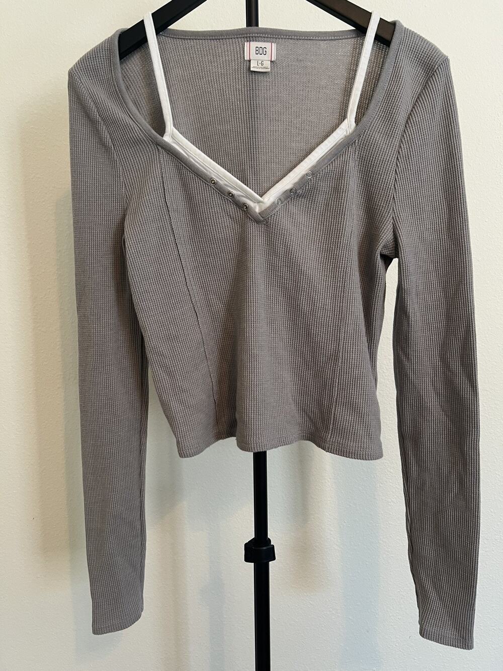 BDG Women’s Large Henley Thermal Long Sleeve Top Gray w White layered look Y2K